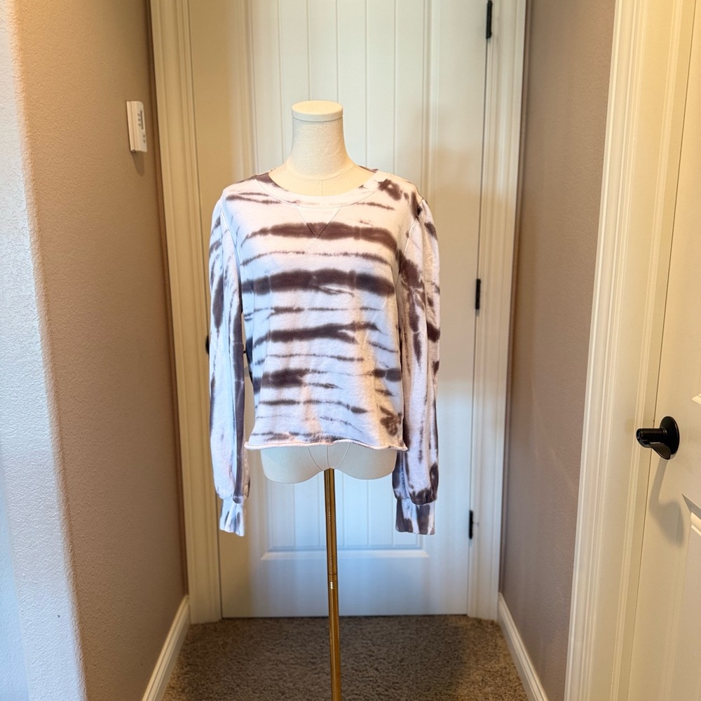 LA Made Gray and White Tie-Dye Top
